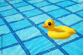 summer workout tips for houston texas but this picture is just an inflatable duck in a pool